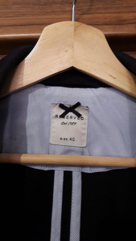 Cierne sako, reserved,40