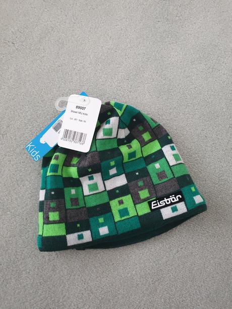 Čiapka eistbör, 128