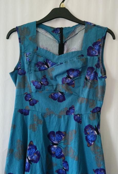 Dámske modré elastické šaty s motýlikmi, l