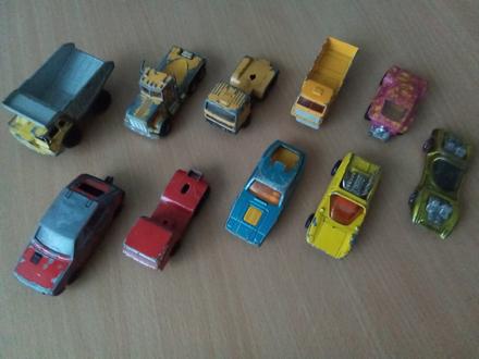 Staré retro autíčka, 