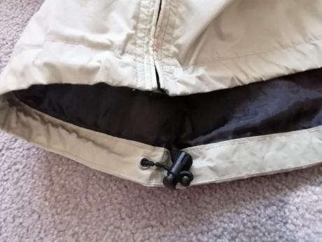 Sustakova bunda, 164