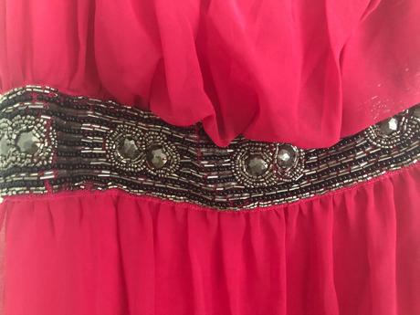 Spolocenske saty, 36