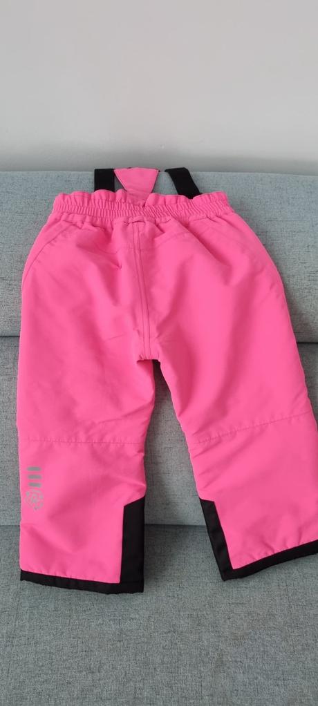 Dievčenské otepľovačky, 98