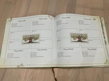 Vianočný darček - kniha strom života, 