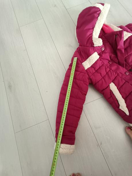 Dievčenská bunda, 134