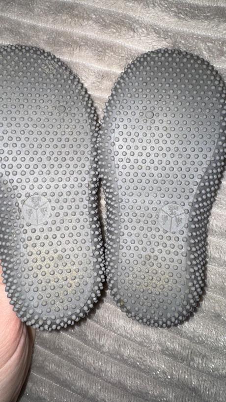 Topanky do vody, lupilu,24