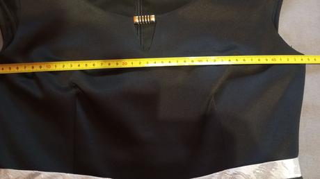 Krásne príležitostné šaty, m