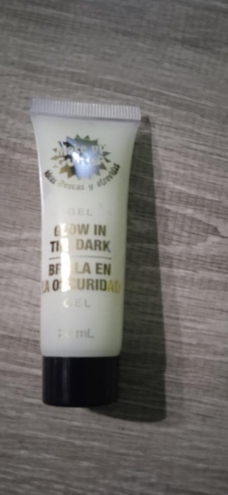 Kostym kostra pre celu rodinu, 