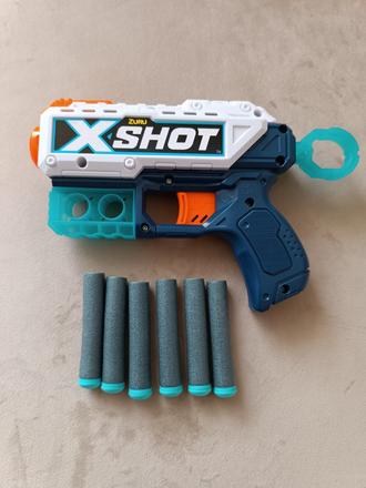 Detská pištoľ xshot zuru,