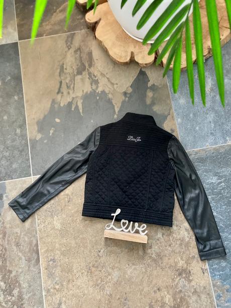 Nádherná kožená bundicka zn.liu jo vel.130, liu jo,128