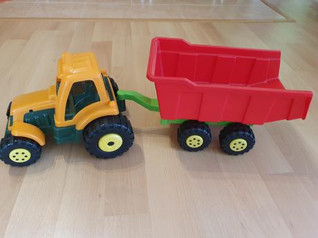 Traktor s vlečkou, 