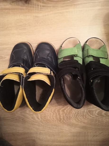 Detske na  specialnu nozku vyrobené, 32