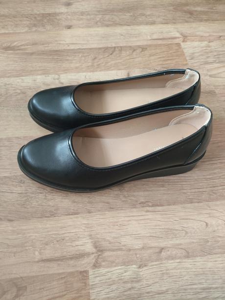 Topanky, clara barson,37