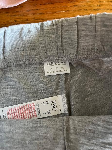 Dvojbalenie letné kraťasky s volánikmi, f&f,110 / 116