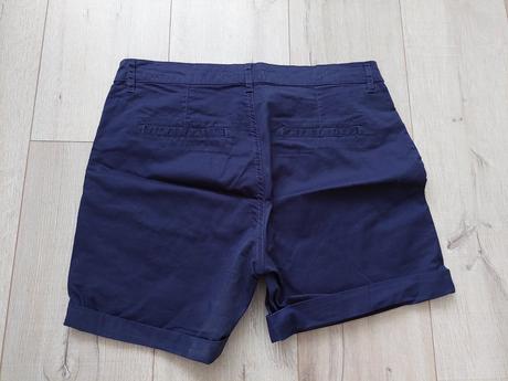 Kraťasy, reserved,36