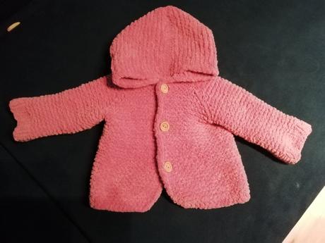 Nadherny svetrik, rucna praca 68 az 86, 74