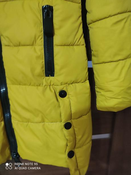 Dievčenska bunda, s