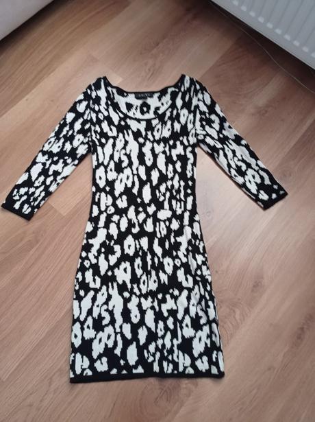 Kvalitné úpletové šaty, amisu,38