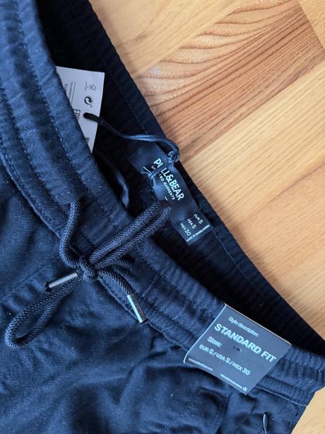Ryfle čierne nové veľ.s, pull&bear,s
