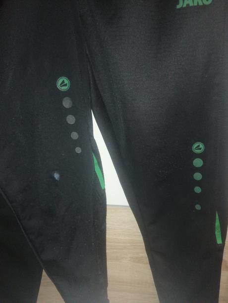 2 teplaky  tricko kratasy, 158