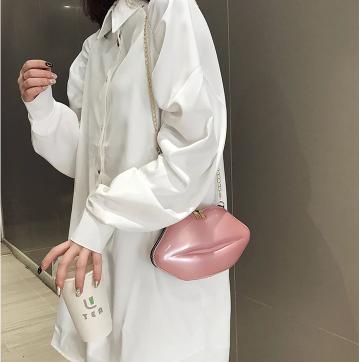 Luxusná dizajnová kabelka v tvare pier,