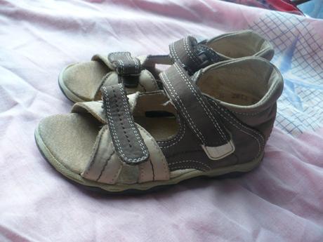 Sandálky, tcm,27