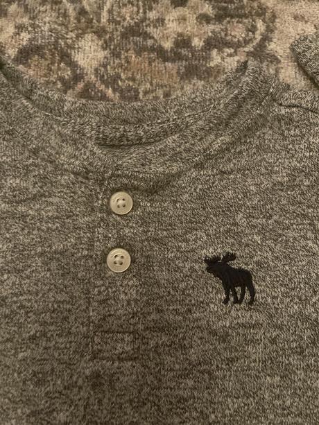 Tričko / polokošeľa / svetrík, abercrombie&fitch,122