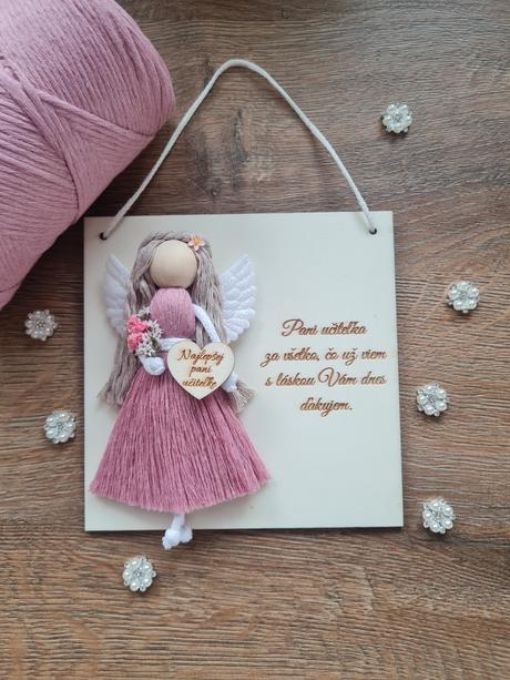 Tabuľka pre pani učiteľku, vychovávateľku makrame, 