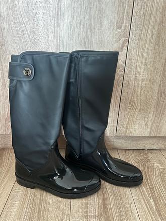 Vysoke cizmy/gumaky tommy hilfiger 42, tommy hilfiger,42
