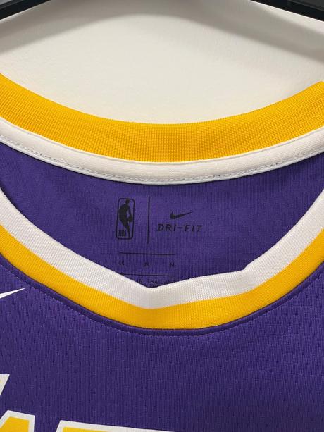 Originálny lakers dres lebron james, nike,m