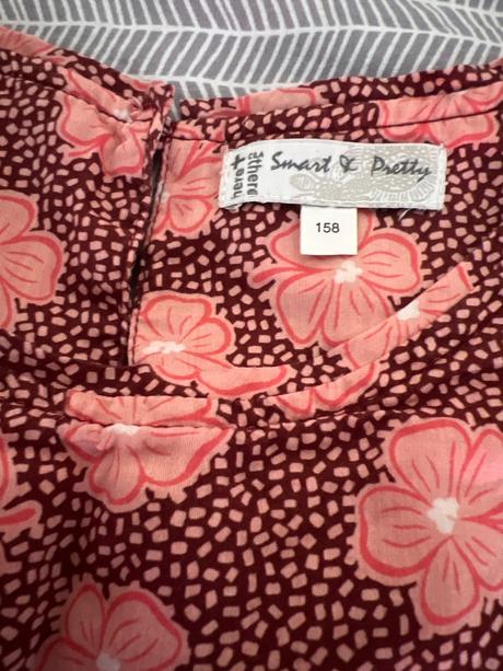 Krásne šaty, c&a,158