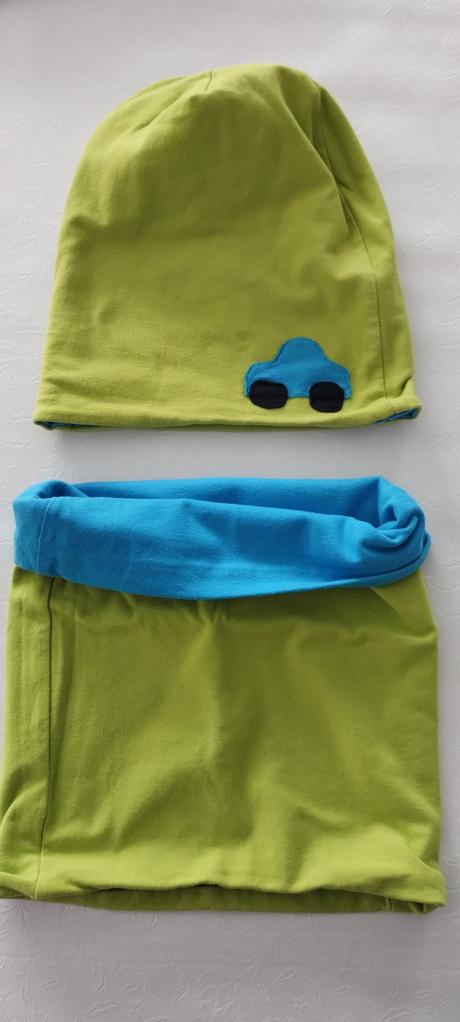 Obojstranná čiapka s nákrčníkom, 110