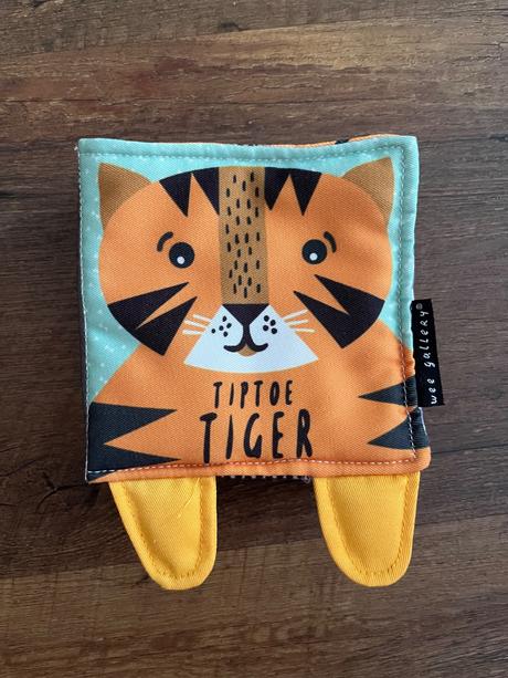 Latkove knihy wee gallery, 