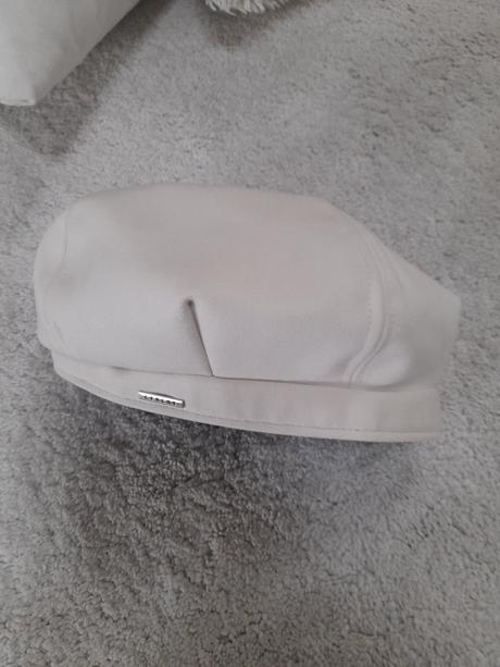 Damska kremova ciapka, l