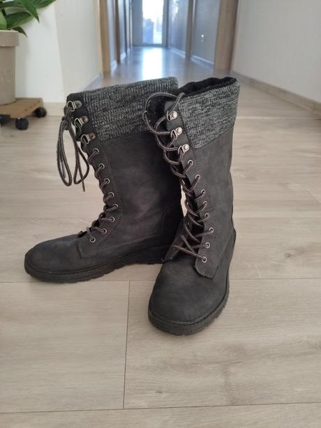 Čižmy na šnurovanie, 38