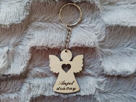 Prívesok / kľúčenka anjelik / anjel strážny, 