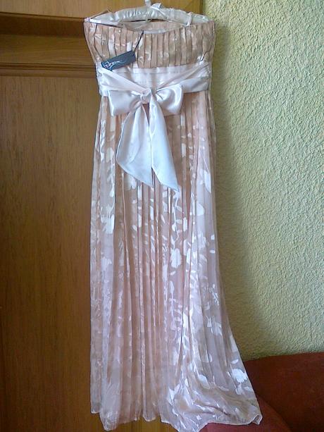 Spoločenské šaty zn. teatro, 38