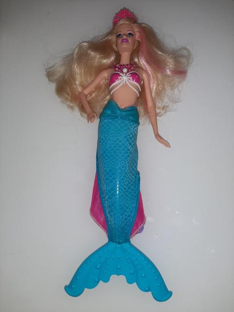 Barbie perlová víla, 