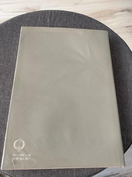 Stará kniha z minulosti a prítomnosti turca martin,