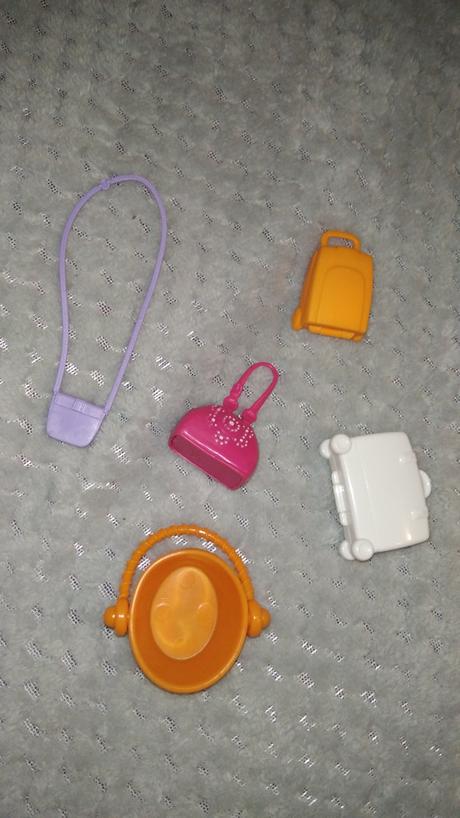 Barbie kabelky a kufre,