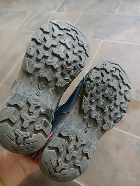 Topánky decathlon, quechua,31