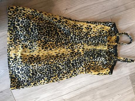 Guess saty, guess,xs