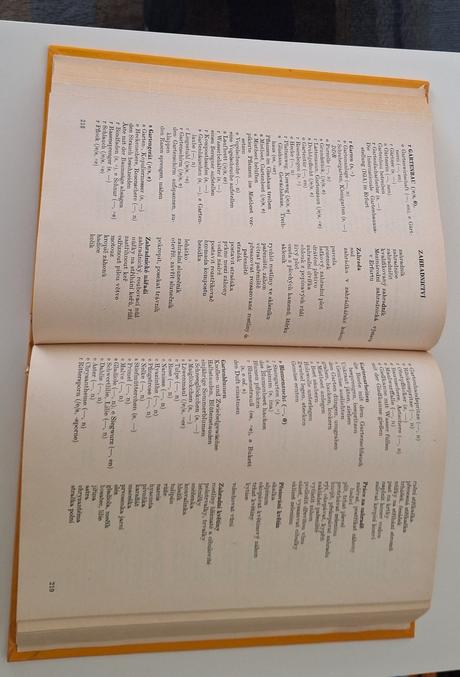 Materiály ke konverzaci v nej, 