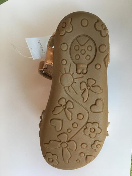 Sandálky next v. 25,5  zlatá ružová, next,25