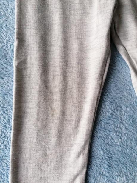 Dvoje legíny, reserved,80