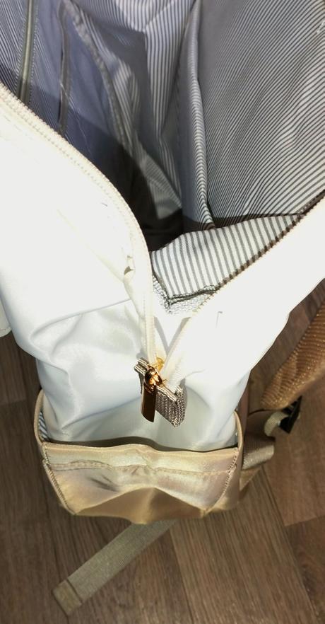 Dámska kabelka  / ruksak na laptop 40 cm x 28cm, 