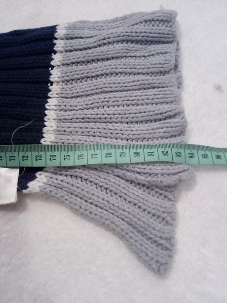 Chlapčenská čiapka a šál, <50