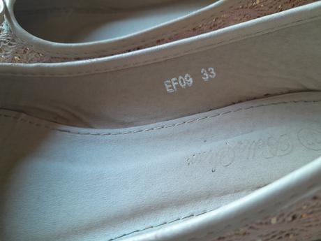 Zlaté balerínky, 33