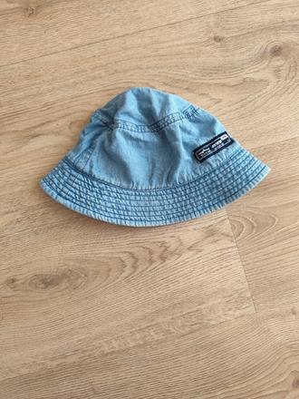 Letný klobúčik, 50