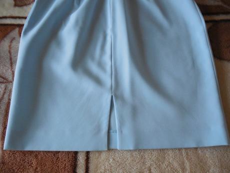 Dámsky kostým,šaty + predĺžené sako, 40